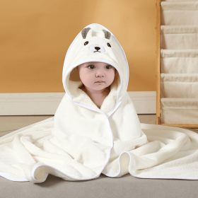 Hooded baby bath towel, made of ultra-soft and absorbent coral fleece, featuring a cute animal hood design. Suitable for newborns (style: 1 Eyes Open White Bear Holding a Quilt)